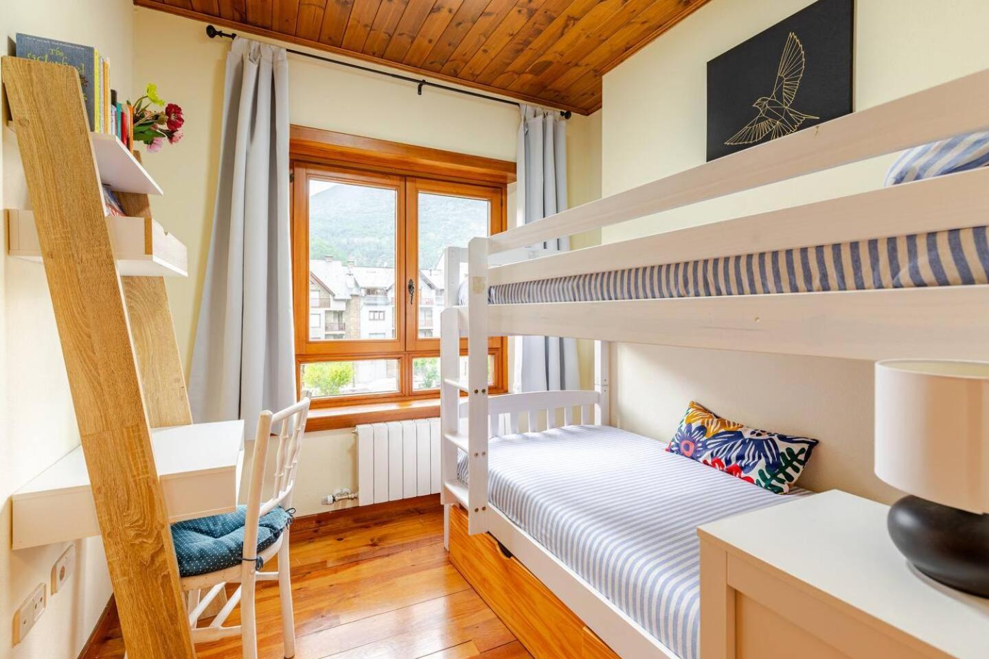 אסטרי ד'אנאו Family Attic Esterri מראה חיצוני תמונה