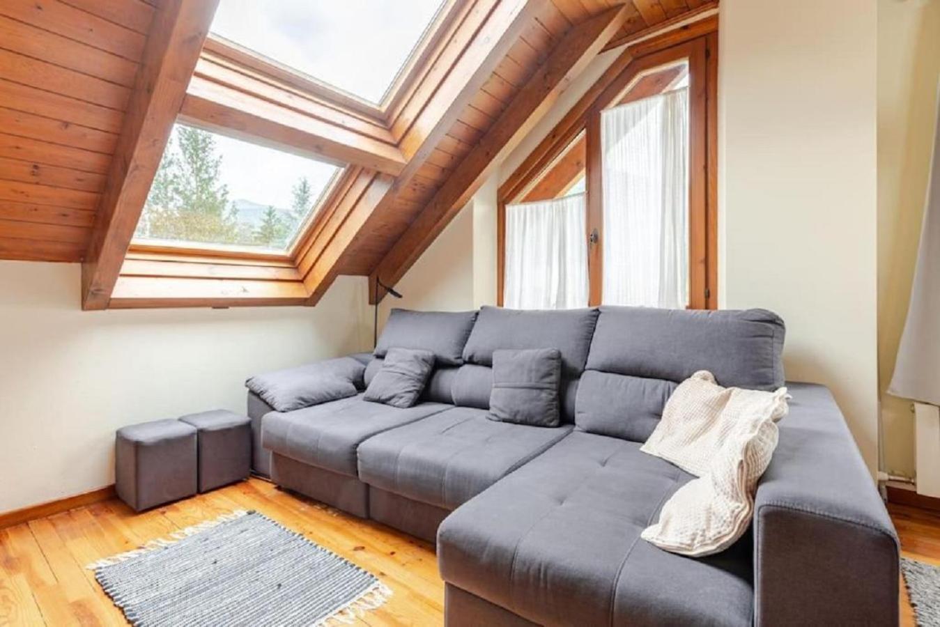 אסטרי ד'אנאו Family Attic Esterri מראה חיצוני תמונה